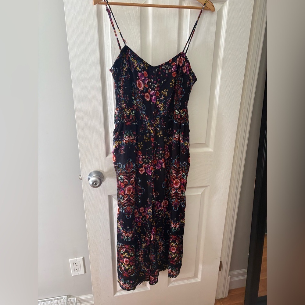 Patrons of Peace black floral wide leg crop jumpsuit size medium